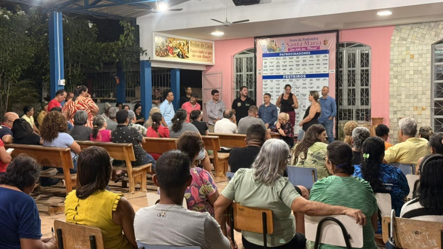 Caio Cordeiro se reúne com moradores e DAE para tratar falta de água