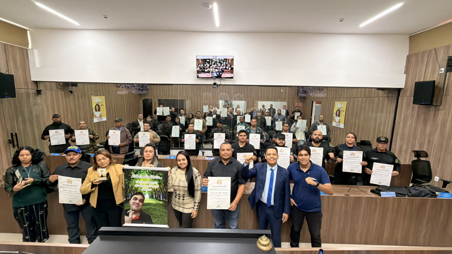 Caio Cordeiro homenageia mais de 100 vigilantes em Sessão Solene na Câmara de Várzea Grande